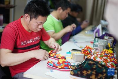 讓更多殘疾人圓舞臺(tái)夢(mèng)——一位殘疾人的助殘事業(yè)